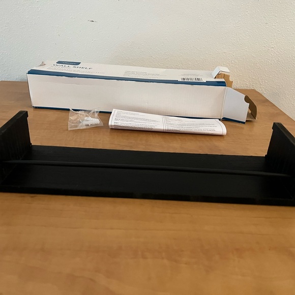 Floating Shelf - Picture 5 of 5